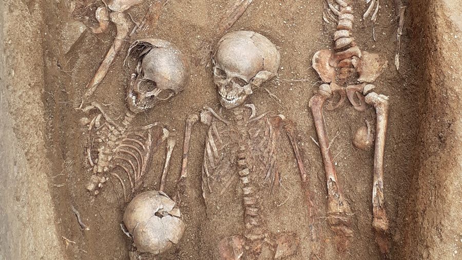 Archeologové pomohli mrtvým v Třebíči ke klidu